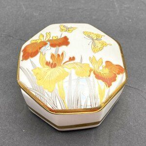 Vtg Porcelain Trinket Dish‎ Box Lid Flower Butterfly Gold Accents Action Japan
